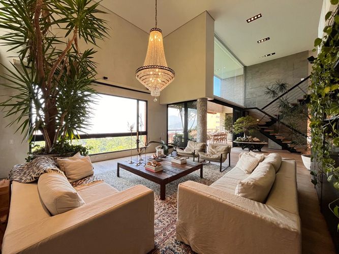 Apartamento de 4 alcobas en venta en El Poblado, Medellín, 379 m² · foto 3 de 19