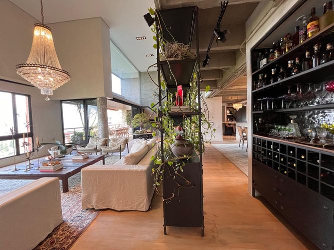 Apartamento de 4 alcobas en venta en El Poblado, Medellín, 379 m² · foto 4 de 19