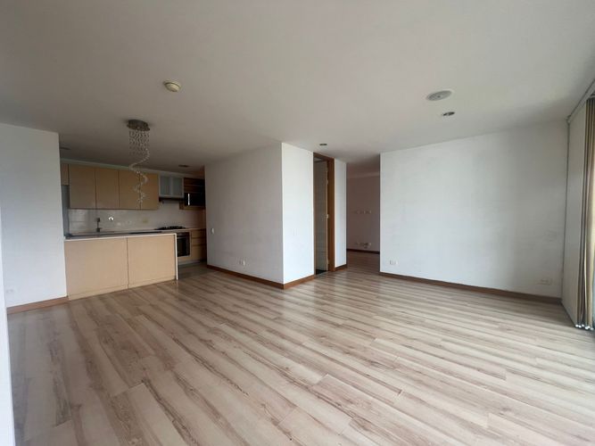 Apartamento de 3 alcobas en arriendo en Loma Benedictinos, Envigado, 112 m² · foto 5 de 19