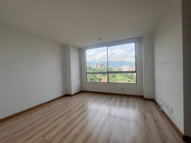 Apartamento de 3 alcobas en arriendo en Loma Benedictinos, Envigado, 112 m² · foto 12 de 19