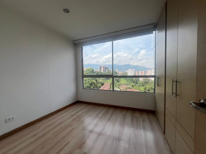 Apartamento de 3 alcobas en arriendo en Loma Benedictinos, Envigado, 112 m² · foto 15 de 19