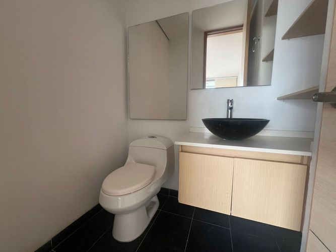 Apartamento de 3 alcobas en arriendo en Loma Benedictinos, Envigado, 112 m² · foto 17 de 19
