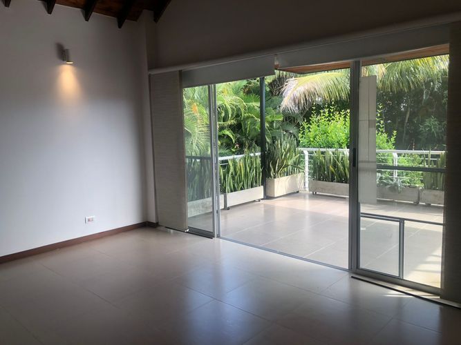 Casa de 4 alcobas en venta en La Morada, Jamundí, 625 m² · foto 3 de 24