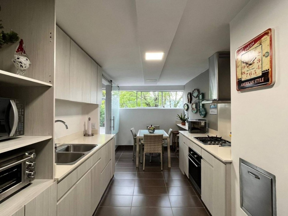 Apartamento en arriendo en El Tesoro, Medellín · foto 6 de 21