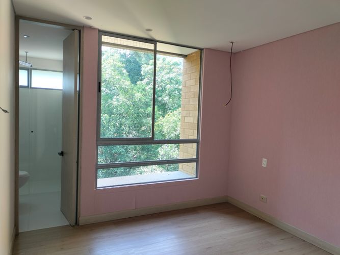 Apartamento de 3 alcobas en venta en El Poblado, Medellín, 165 m² · foto 14 de 19