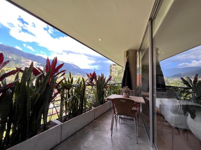 Apartamento de 2 alcobas en venta en El Poblado, Medellín, 150 m² · foto 20 de 20