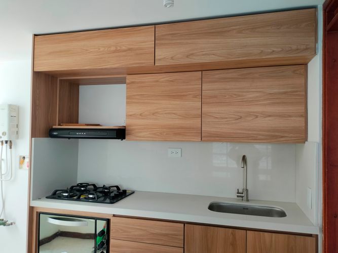 Apartamento de 4 alcobas en arriendo en El Poblado, Medellín, 117 m² · foto 6 de 19