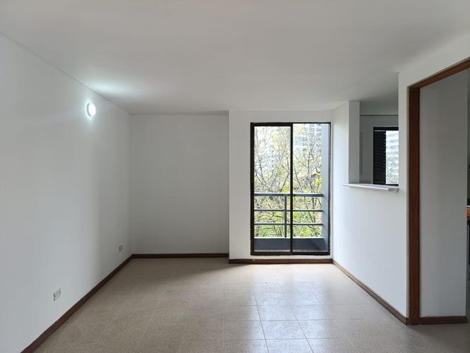 Apartamento de 2 alcobas en venta en El Poblado, Medellín, 65 m² · foto 4 de 19