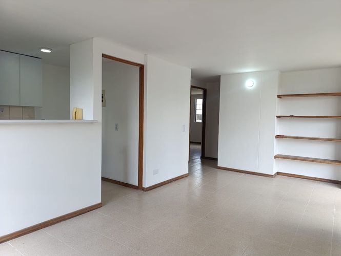 Apartamento de 2 alcobas en venta en El Poblado, Medellín, 65 m² · foto 10 de 19