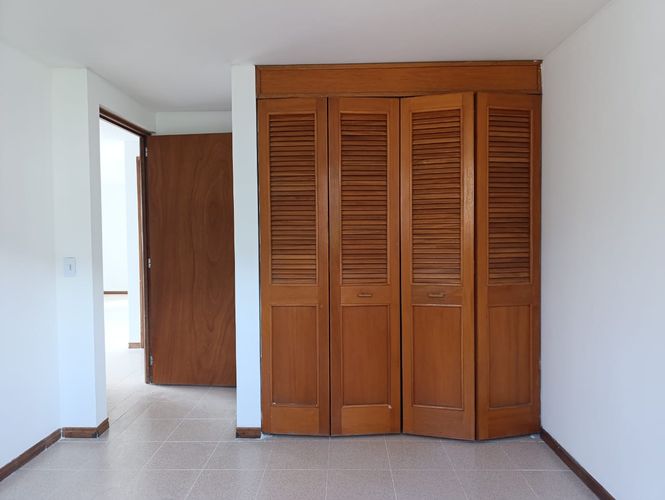Apartamento de 2 alcobas en venta en El Poblado, Medellín, 65 m² · foto 14 de 19