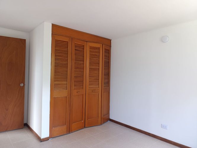 Apartamento de 2 alcobas en venta en El Poblado, Medellín, 65 m² · foto 16 de 19