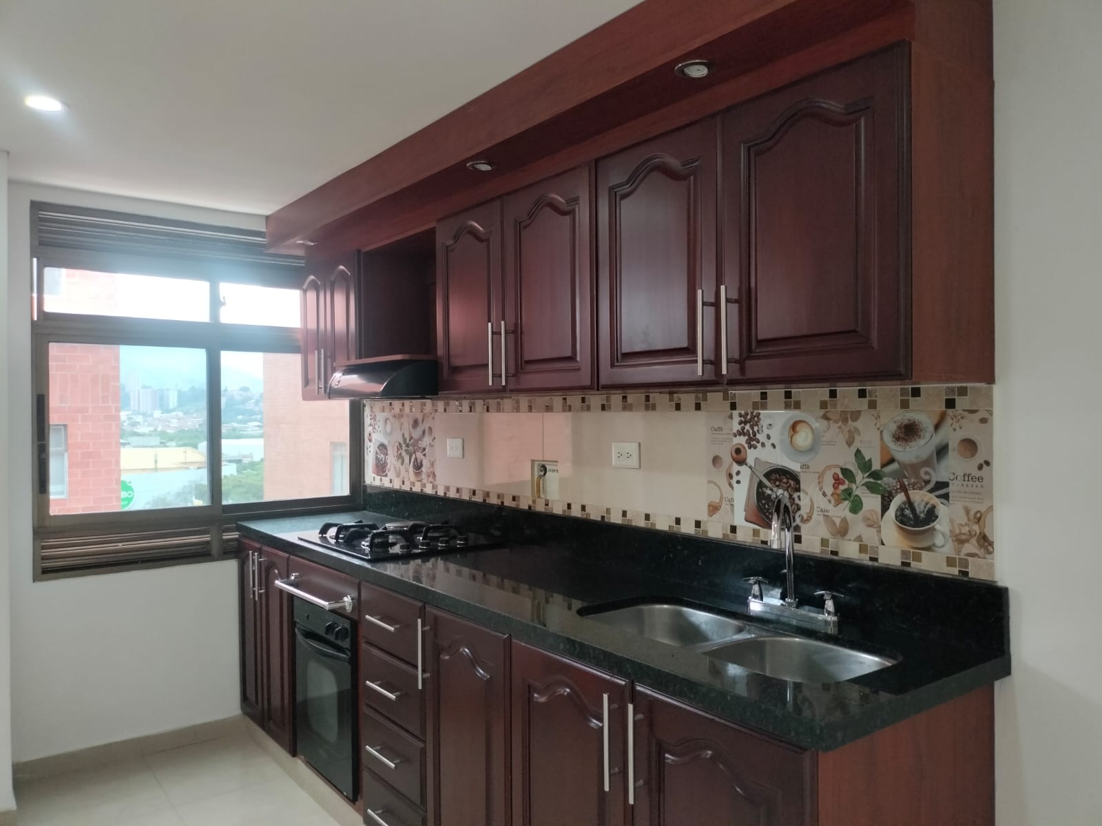 Apartamento en arriendo en Loma Benedictinos, Envigado · foto 5 de 18