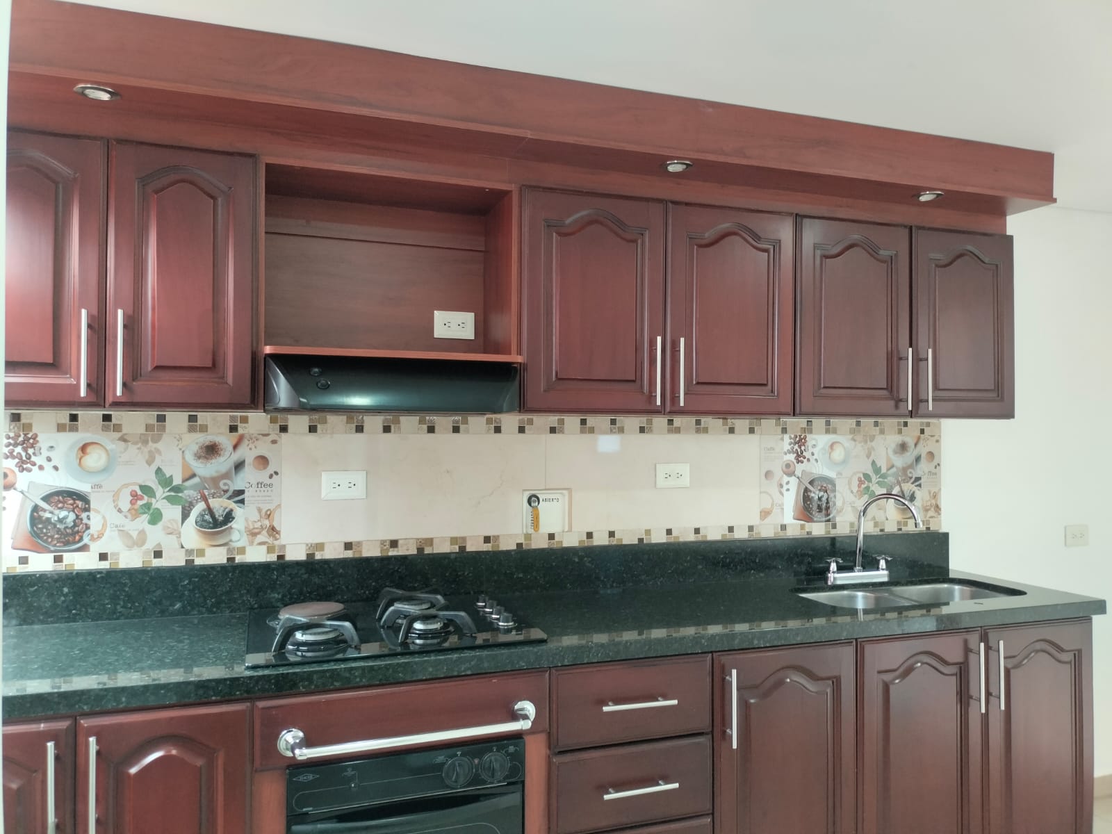Apartamento en arriendo en Loma Benedictinos, Envigado · foto 6 de 18