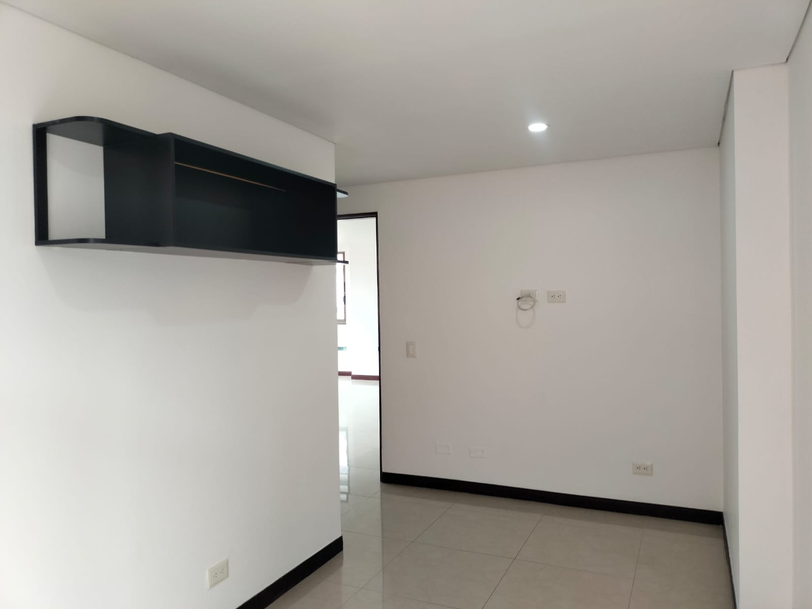 Apartamento en arriendo en Loma Benedictinos, Envigado · foto 7 de 18