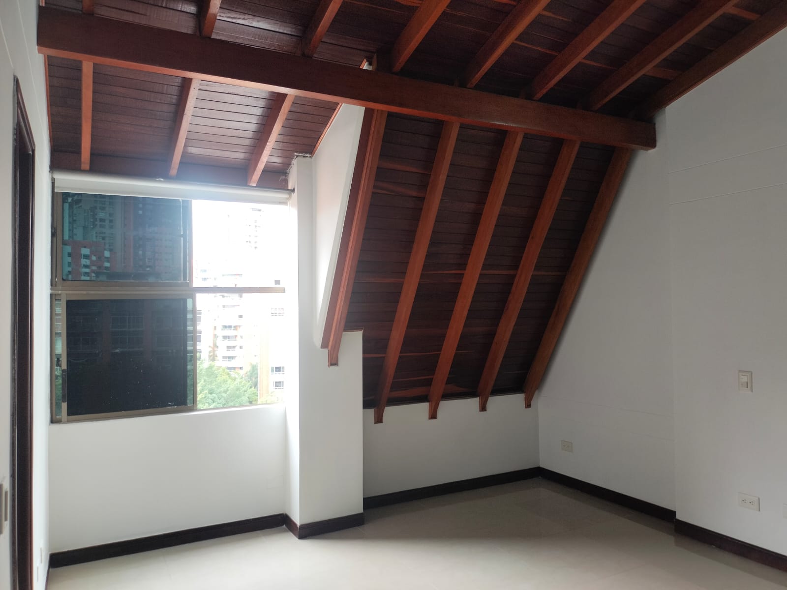 Apartamento en arriendo en Loma Benedictinos, Envigado · foto 8 de 18