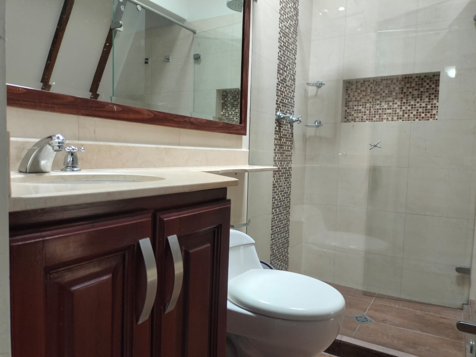 Apartamento en arriendo en Loma Benedictinos, Envigado · foto 18 de 18