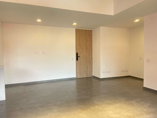 Apartamento de 2 alcobas en venta en San Jose, Sabaneta, 88 m² · foto 2 de 18