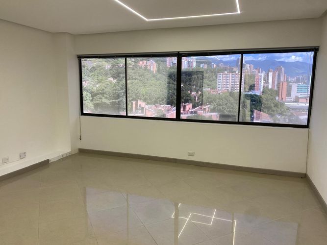Consultorio en arriendo en El Poblado, Medellín, 37 m² · foto 16 de 19
