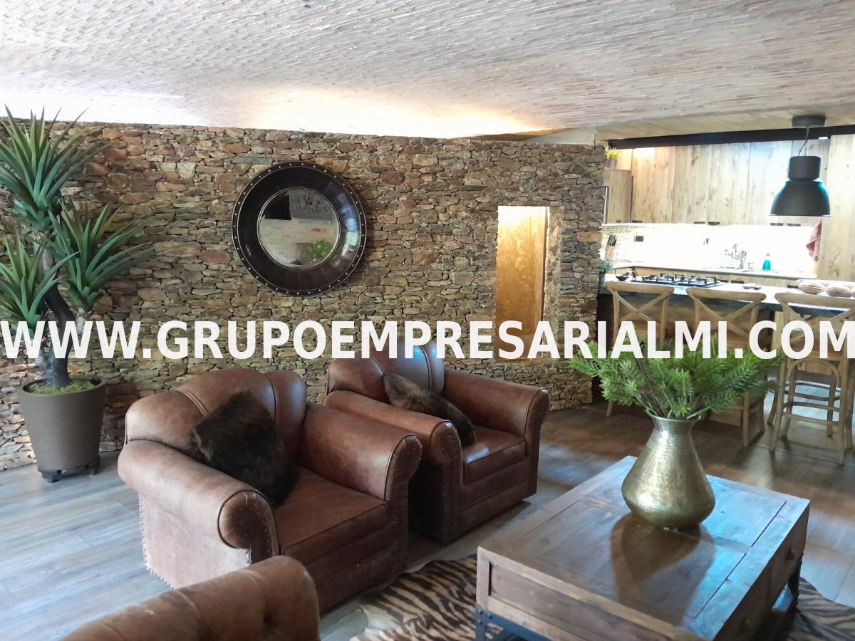 Apartaestudio en venta en El Poblado, Medellín 3