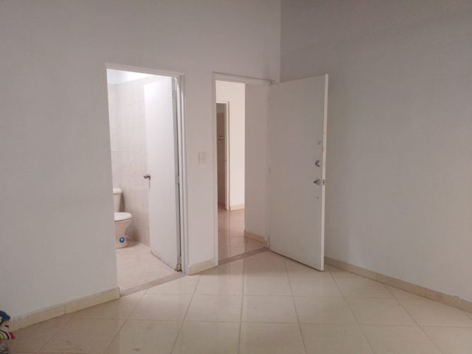 Oficina en venta en El Dorado, Envigado, 200 m² · foto 7 de 9