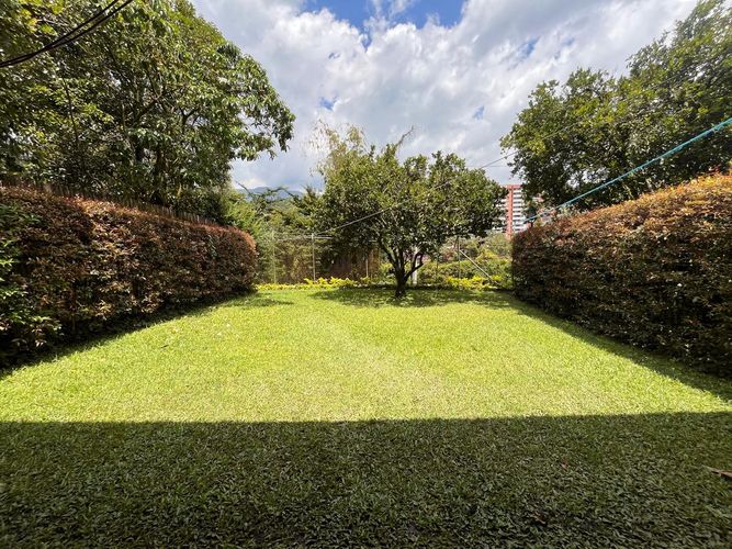 Casa de 3 alcobas en venta en La Pradera, Envigado, 235 m² · foto 20 de 20