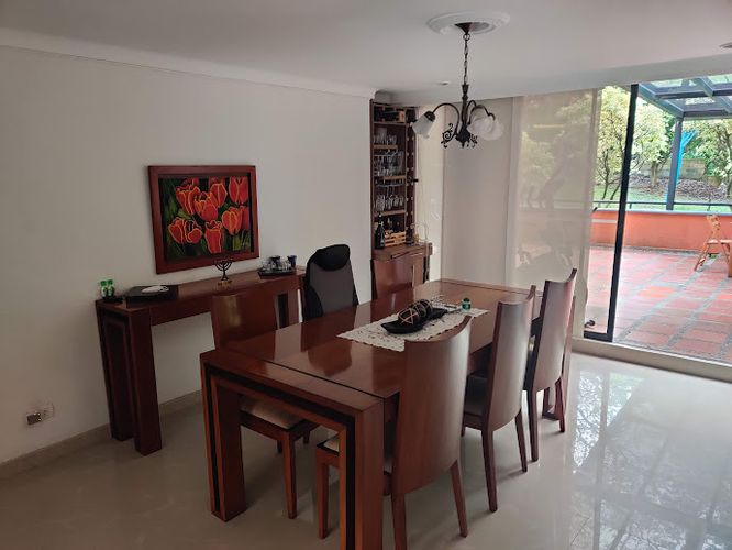 Apartamento de 4 alcobas en venta en El Poblado, Medellín, 160 m² · foto 8 de 15