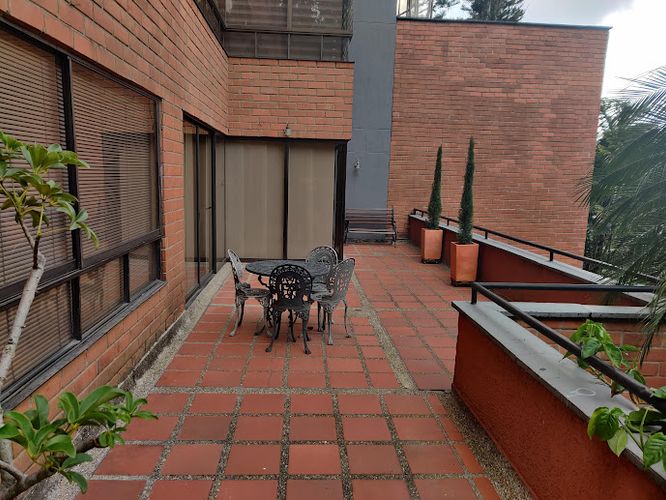 Apartamento de 4 alcobas en venta en El Poblado, Medellín, 160 m² · foto 14 de 15
