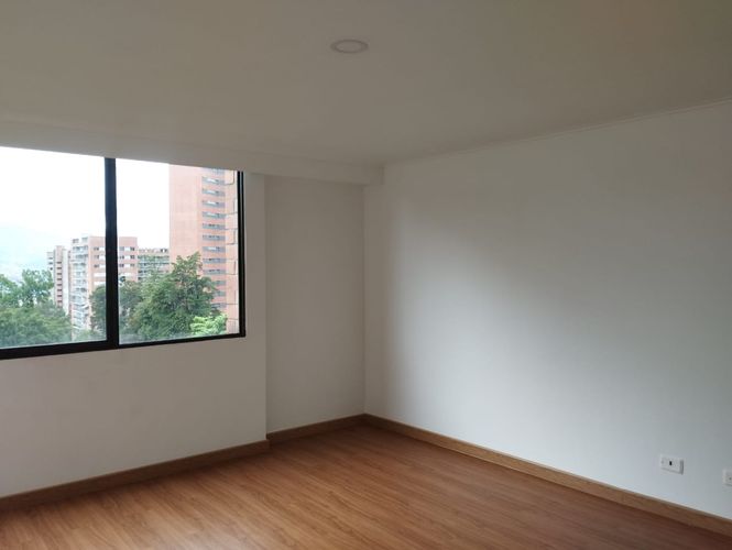Apartamento de 3 alcobas en arriendo en El Poblado, Medellín, 165 m² · foto 12 de 15