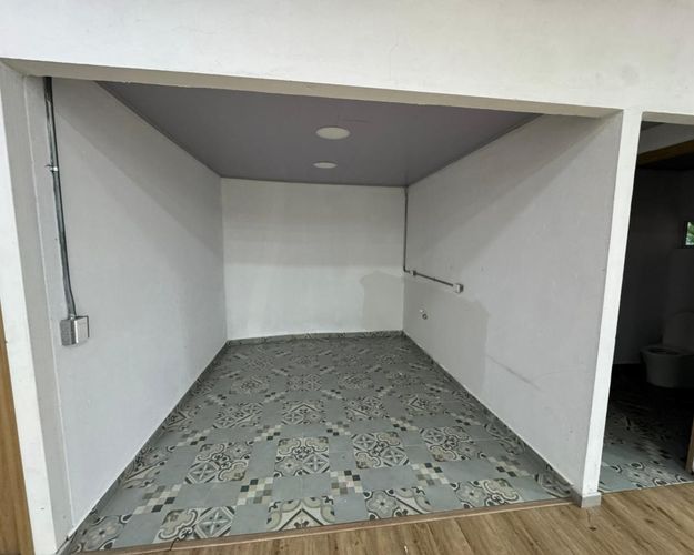 Oficina en arriendo en Camino Verde, Envigado, 300 m² · foto 5 de 11