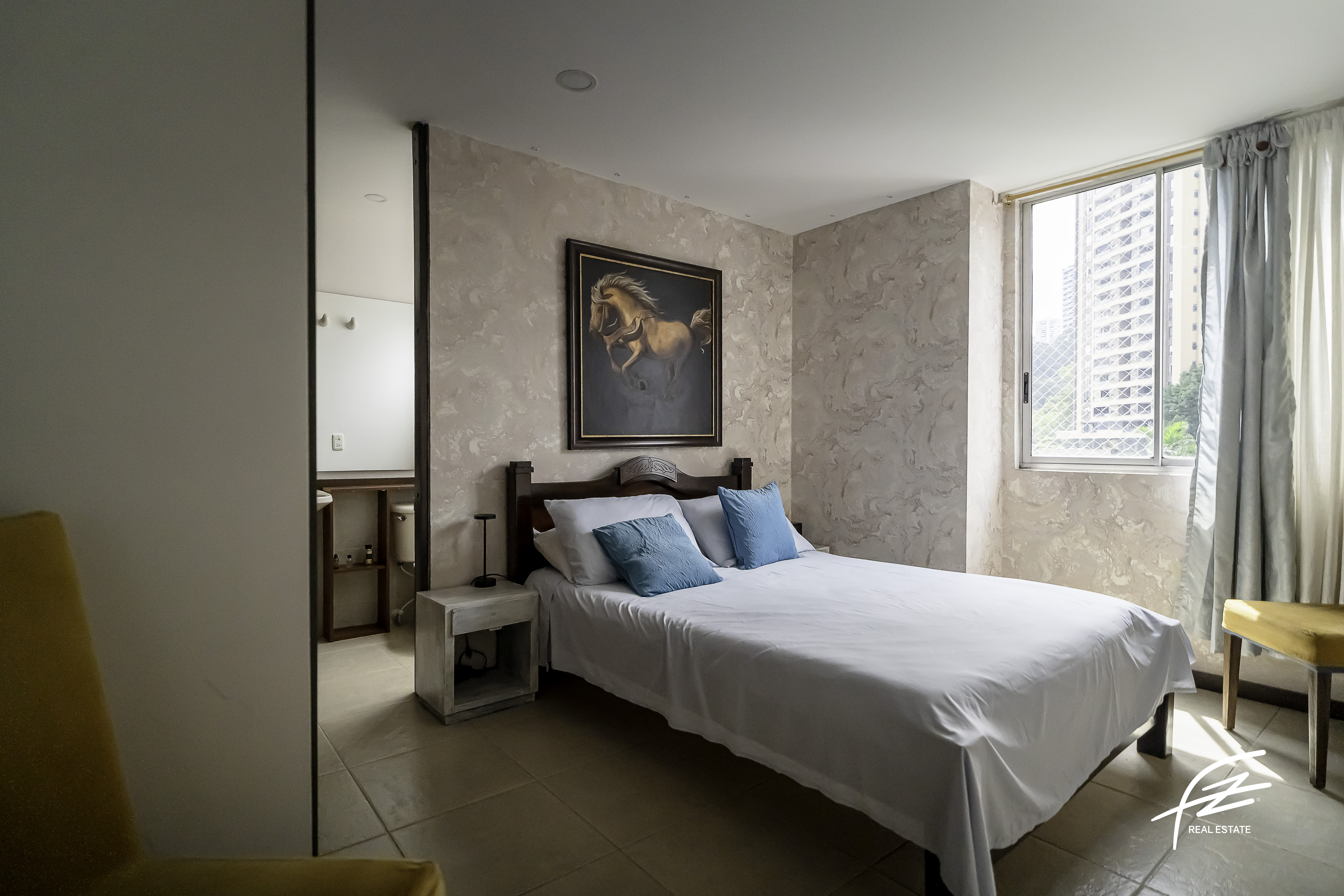 Apartamento en venta en El Poblado, Medellín · foto 23 de 24