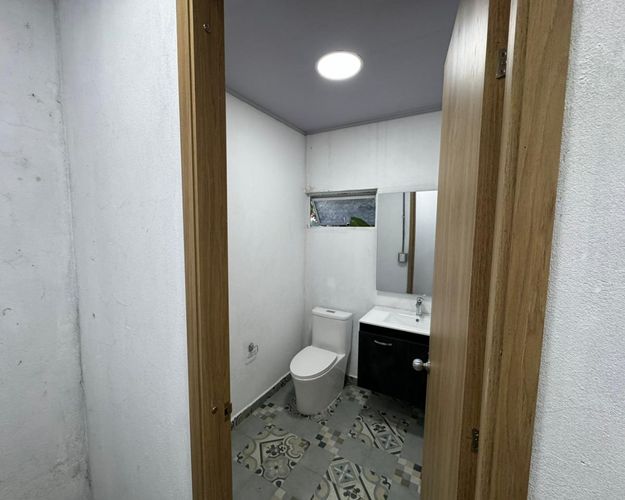 Oficina en arriendo en Camino Verde, Envigado, 300 m² · foto 7 de 11