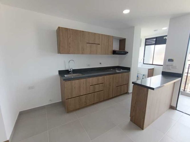 Apartamento de 1 alcoba en venta en El Tambo, La Ceja, 47 m² · foto 3 de 12
