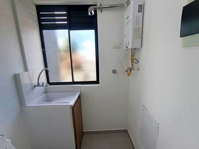 Apartamento de 1 alcoba en venta en El Tambo, La Ceja, 47 m² · foto 9 de 12