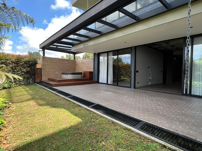Apartamento de 1 alcoba en arriendo en Loma Del Chocho, Envigado, 90 m² · foto 13 de 14