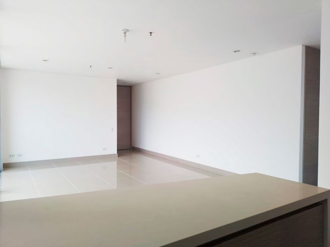Apartamento de 3 alcobas en arriendo en El Poblado, Medellín, 135 m² · foto 3 de 16