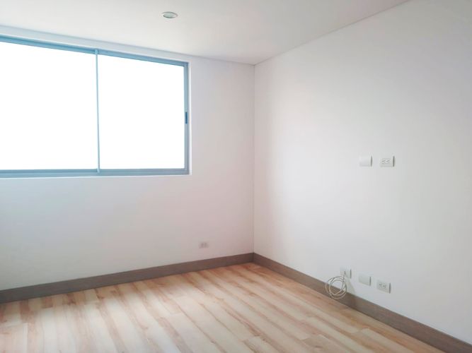 Apartamento de 3 alcobas en arriendo en El Poblado, Medellín, 135 m² · foto 10 de 16