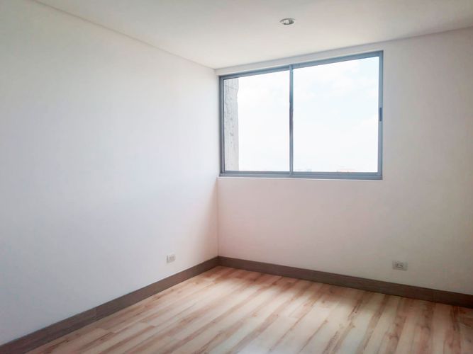 Apartamento de 3 alcobas en arriendo en El Poblado, Medellín, 135 m² · foto 12 de 16