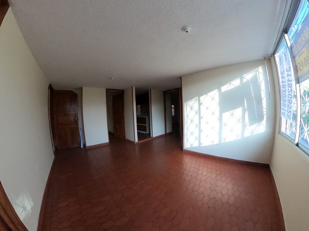 Casa en venta en Gran Britalia, Bogotá · foto 13 de 24