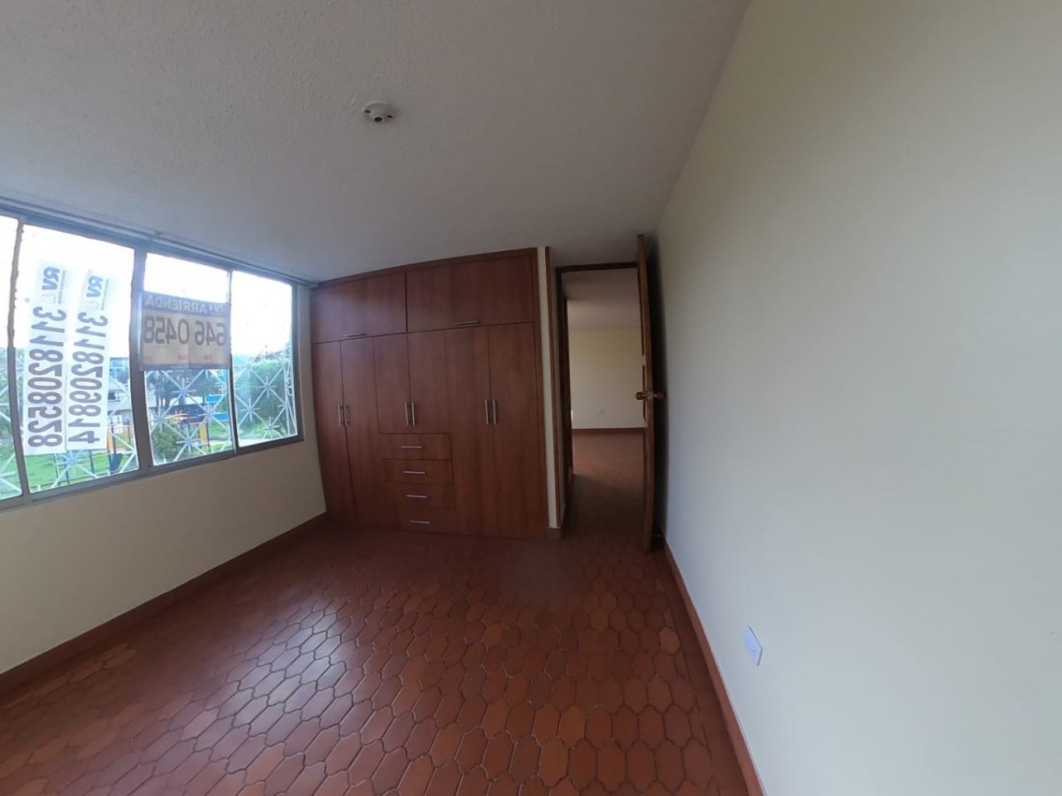 Casa en venta en Gran Britalia, Bogotá · foto 14 de 24