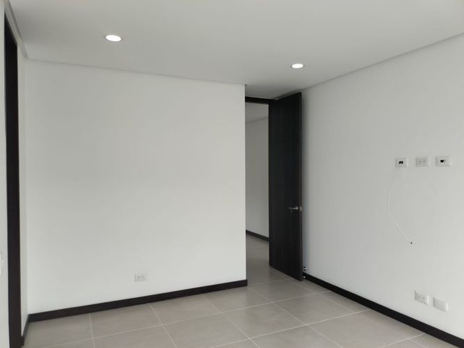 Apartamento de 3 alcobas en arriendo en El Poblado, Medellín, 113 m² · foto 7 de 14