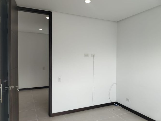 Apartamento de 3 alcobas en arriendo en El Poblado, Medellín, 113 m² · foto 10 de 14