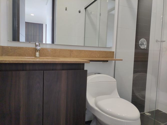 Apartamento de 3 alcobas en arriendo en El Poblado, Medellín, 113 m² · foto 14 de 14