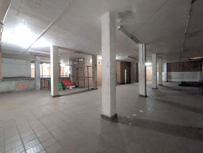 Bodega en arriendo en Centro, Cúcuta, 1096 m² · foto 10 de 11