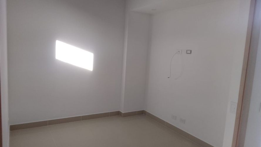 Casa de 4 alcobas en venta en Alto Del Medio, Rionegro, 170 m² · foto 5 de 9