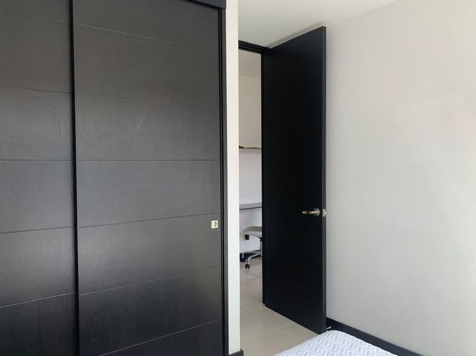 Apartamento de 2 alcobas en arriendo en El Poblado, Medellín, 72 m² · foto 13 de 15