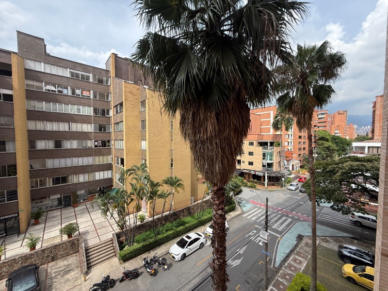Apartamento en venta en Laureles, Medellín · foto 23 de 24