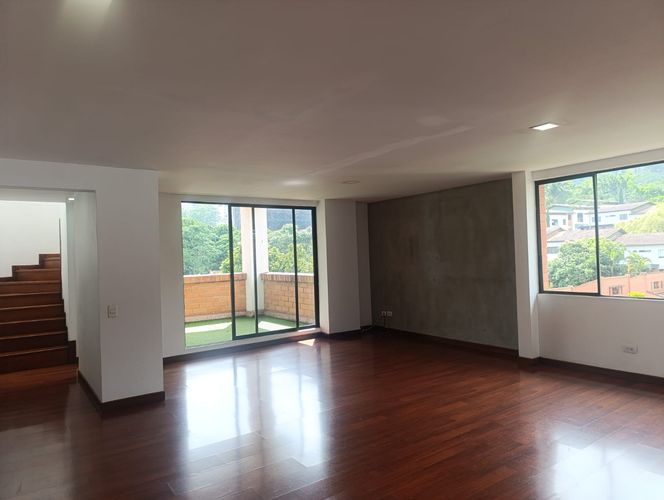 Apartamento de 2 alcobas en arriendo en El Poblado, Medellín, 100 m² · foto 3 de 18