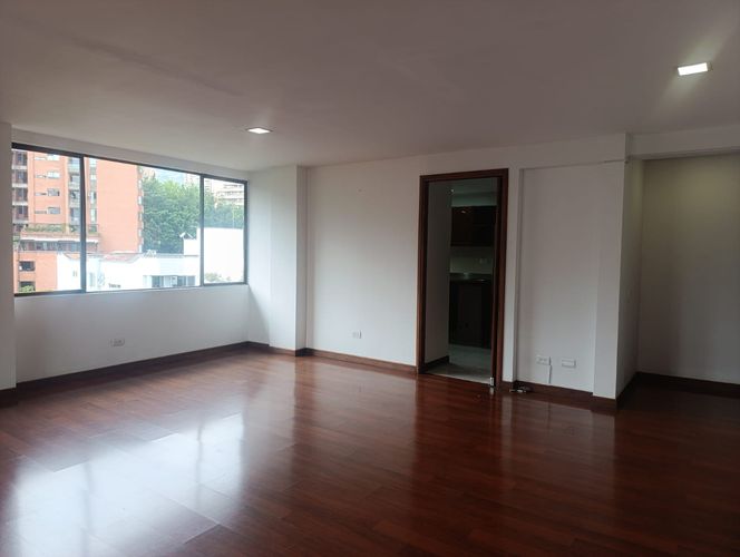 Apartamento de 2 alcobas en arriendo en El Poblado, Medellín, 100 m² · foto 5 de 18
