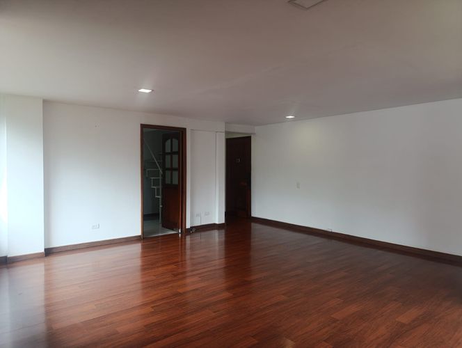 Apartamento de 2 alcobas en arriendo en El Poblado, Medellín, 100 m² · foto 11 de 18