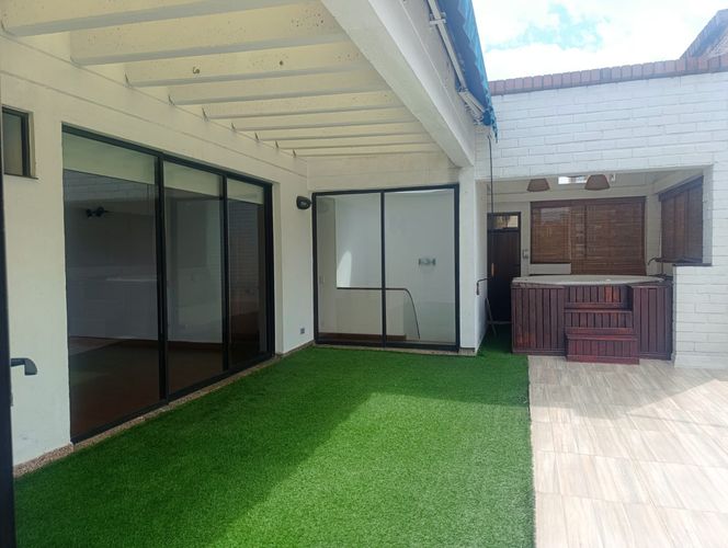 Apartamento de 2 alcobas en arriendo en El Poblado, Medellín, 100 m² · foto 17 de 18